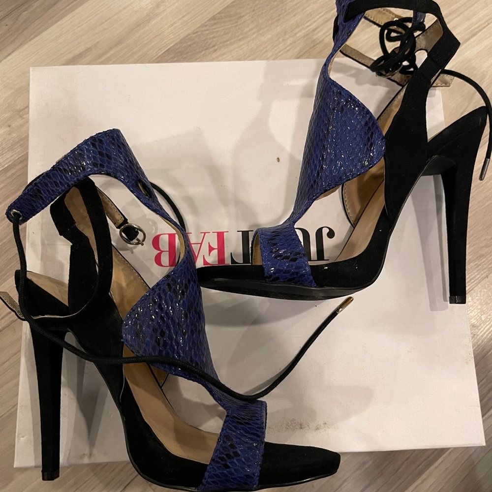 Black and blue snake print high heels